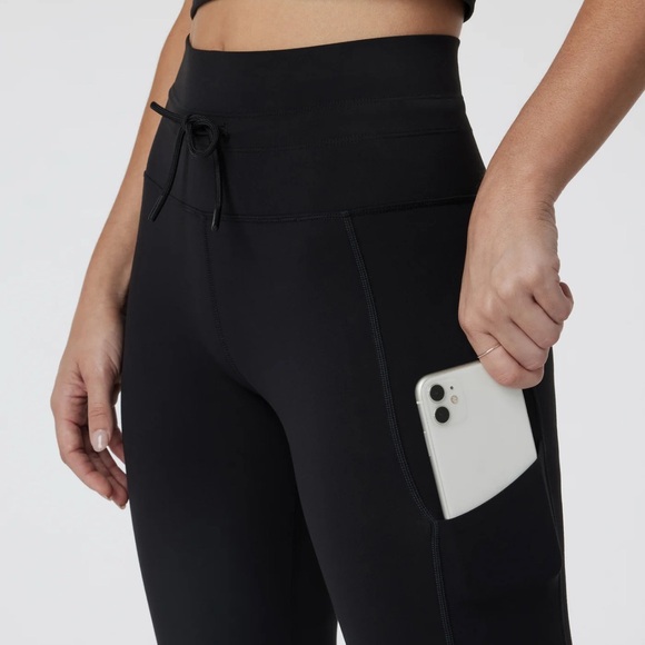 Vuori Daily Pocket Legging - Picture 3 of 8